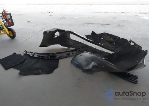 2013 Toyota Camry Xle z USA, uszkodzony, nr VIN 4T1BF1FKXDU723080